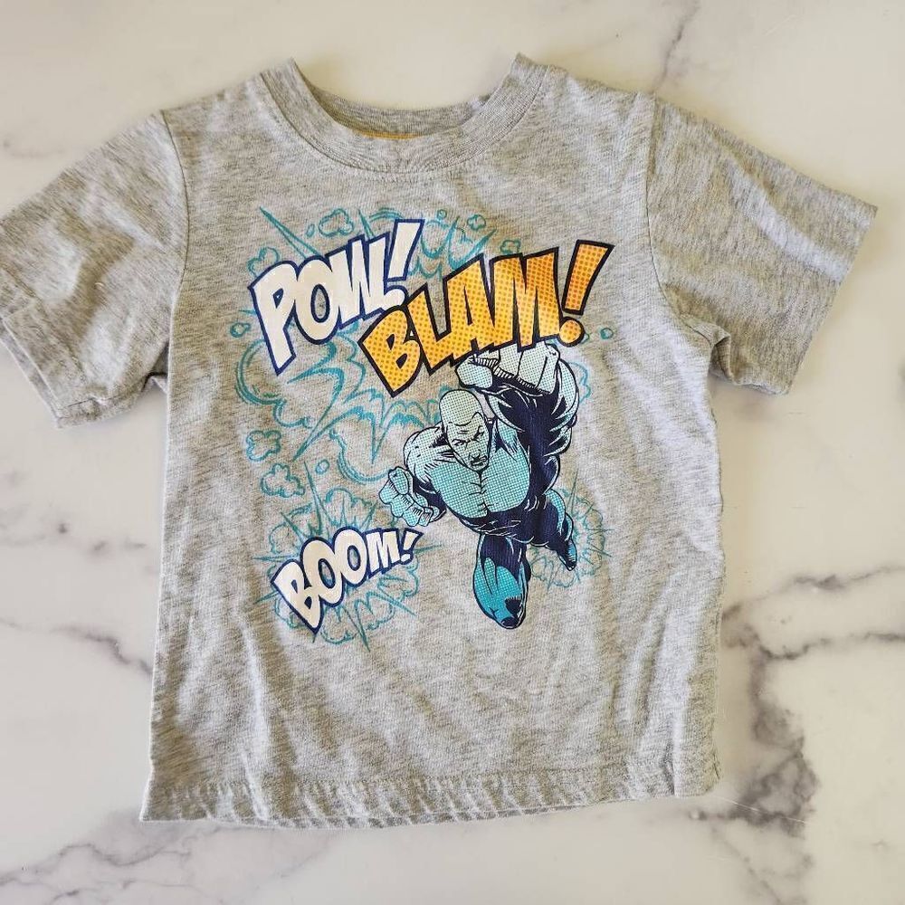 Healthtex 4t bots grey graphic tee shirt superhero short sleeve crew neck